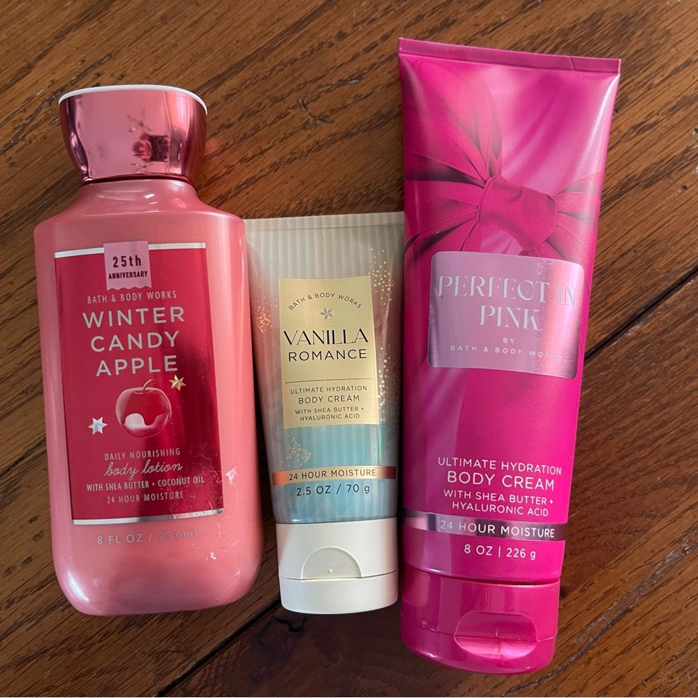 Bath & Body Works Pink and White Moisturizer Set